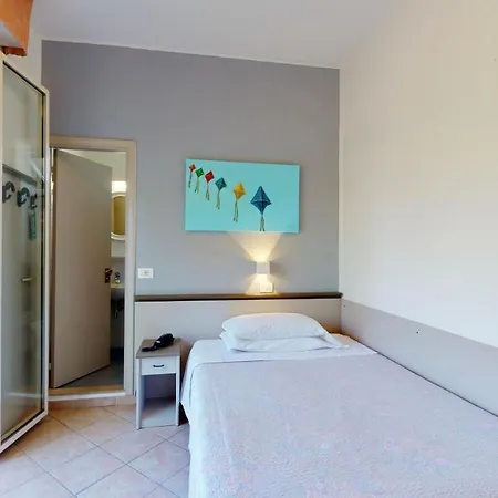 Excelsior Hotel 3*