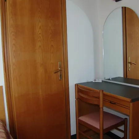 Excelsior Hotel 3*