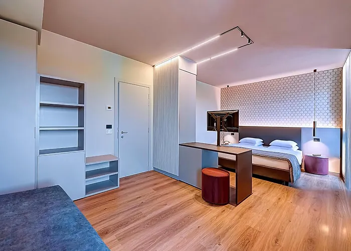 Excelsior Hotel 3*