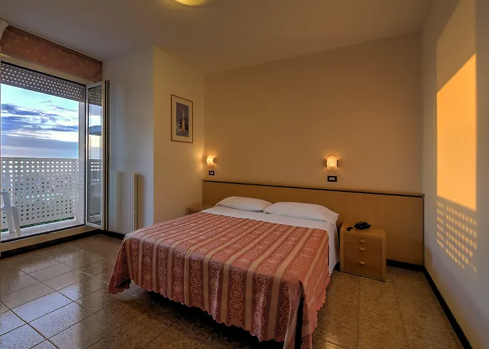 Excelsior Hotel 3*