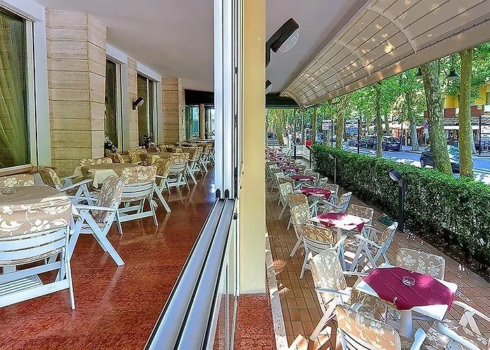 Hotel Excelsior 3*